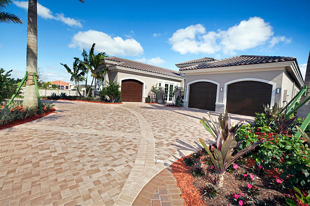 Best Interlocking Driveway Pavers  in Laguna Park, TX